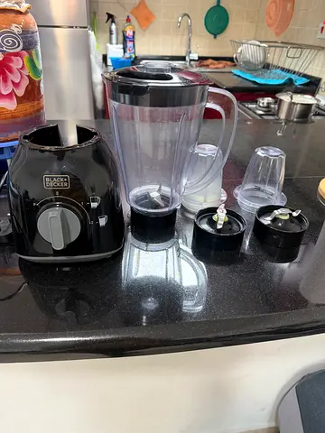Black & Decker Blender with Manual (used, complete) In working condition