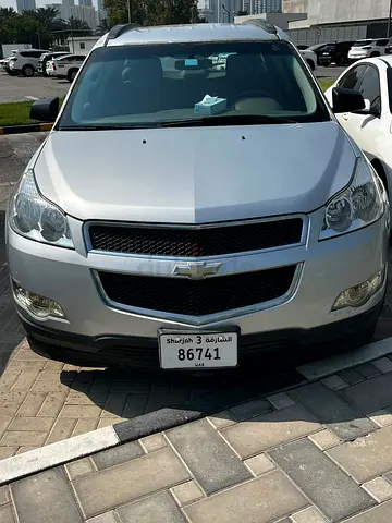 Urgent Sale and Lowest Price!!2012 Chevrolet Traverse LT GCC Specs