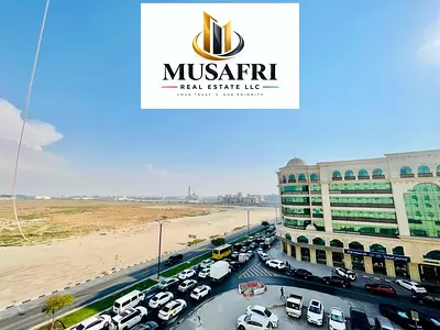 KING SIZE LIVING HALL - SPECIOUS 2BHK APARTMENT - EASY TO ACCESS TO DUBAI