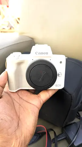 Canon EOS M50 Series Mirrorless Camera Body (White) - Good ConditionCondition: Excellent & Fully Fun