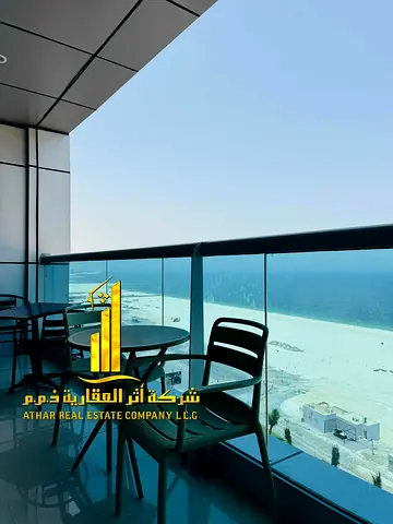 شقة غرفتين وصالة مفروشة للإيجار الشهري في عجمان اطلاله بحريه ، تشمل الفواتير والإنترنت وموقف سيارة🚗موقع مميز وخدمات قريبة للسكن المريح🌟 📍 عجمان –ك