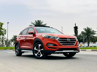 🔥 HYUNDAI TUCSON 2016 FULL OPTIONS | PANORAMIC SUNROOF | LOW MILEAGE 🔥 🔥 هيونداي توسان 2016 فل أو
