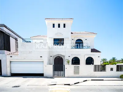 5 BED + MAID ROOM | PRIVATE POOL | LANDSCAPED GARDEN