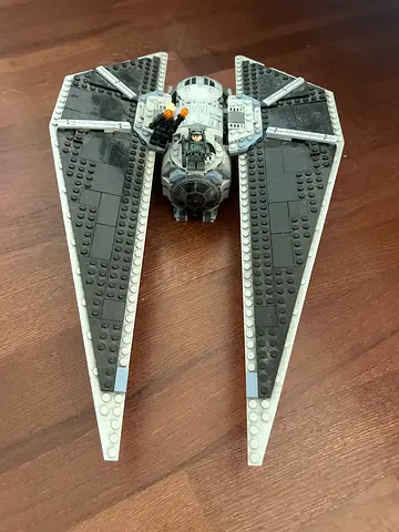 Lego Star Wars tie striker