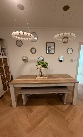 Kitchen table