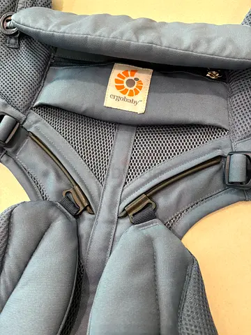 Ergobaby baby carrier - Omni 360 cool air