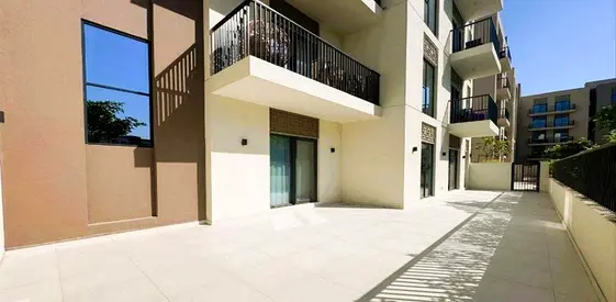 Brand New Ready to move 2 Bedroom For Sale with Post handover- Pool & Sea View