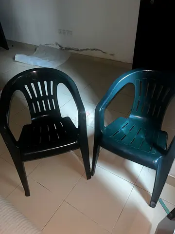 Set of 2 Dark Green Plastic Outdoor Chairs - Good Condition