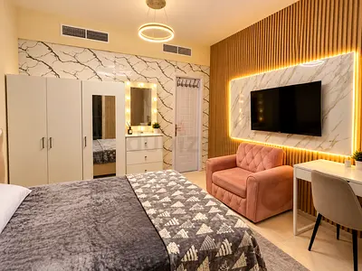 Standard Room in Elite Residences tower in Marina with sea view Balcony 30 sec from tram