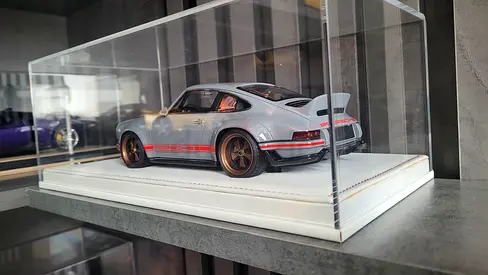 Diecast IVY 911 singer 1/18