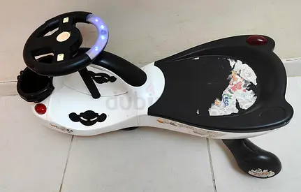 Kids ride-on push Magic car with steering wheel and lights/Kids Swing Car / Wiggle Car