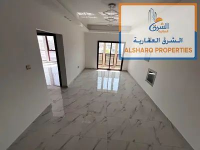 بنايه جديده _ تاني ساكن _ تشطيب راقي _ بلكونة علي طريق رئيسي _ غرفة ماستر _ تكييف مركزي _ موقع مميز