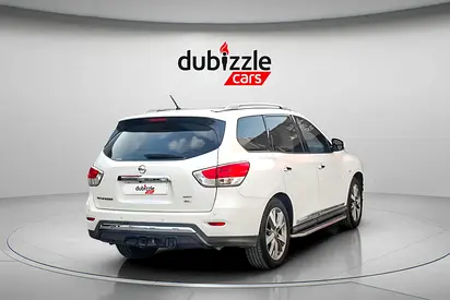 2015 Nissan PATHFINDER photo 6