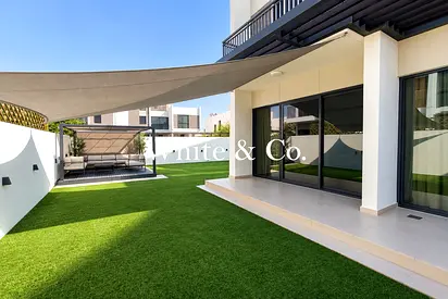 Huge Plot | End Corner | Landscaped Garden