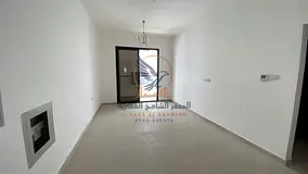 One-bedroom apartment, first occupancy, excellent size, very high-end finishes, and a prime location