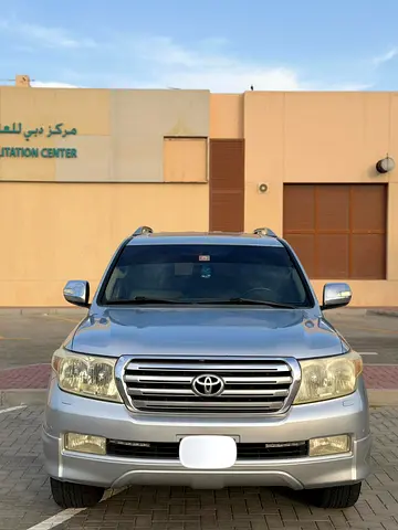 TOYOTA LAND CRUISER GXR 60th ANNIVERSARY 2011 GCC SPEC