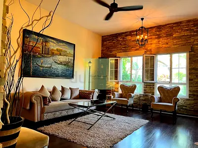 4 bedrooms villa - all bills and services included