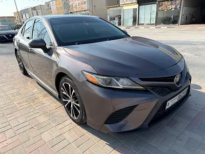 2020 Toyota Camry SE - American Specs