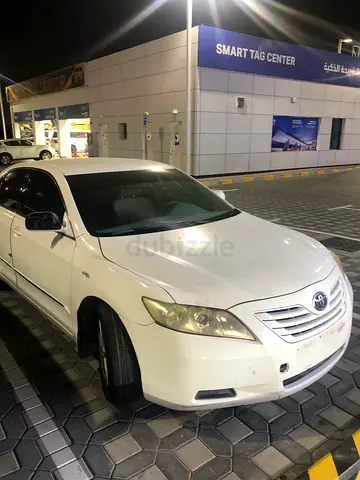 2009 Toyota Camry GL 2.4L 4-cylinder, with Alloy wheels,GCC