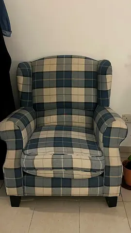 Stylish Checked Armchair – Comfortable & Elegant 350AED