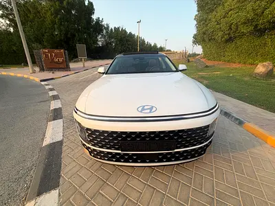 2023 Hyundai Azera Full Option | Korean Import | Auto Parking | Accident-Free | Original Factory Pai