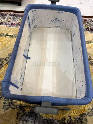 Portable Baby Bassinet / Cradle - Light Blue,