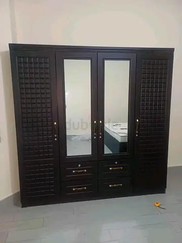 Dark Wood 4-Door Wardrobe with Mirrors and Drawers - Good Condition