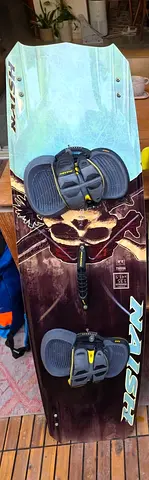 BRAND NEW Naish Monarch 135 Kiteboard + Naish Apex Bindings (Unused)