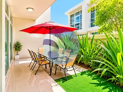 Modern 3 Bed Villa in Vardon, DAMAC Hills 2 | Private Garden