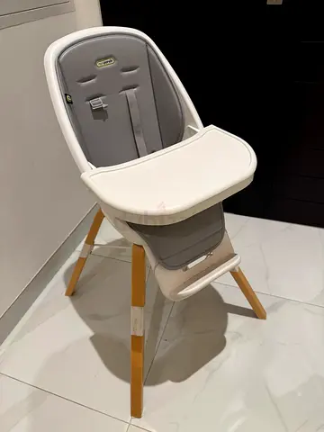 Modern wooden (Mini Panda) baby high chair with removable tray - clean, gently used