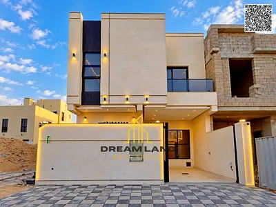 Two-story villa with a rooftop, located on the main road; the price includes registration and ownership transfer fees, with a 10% down payment.