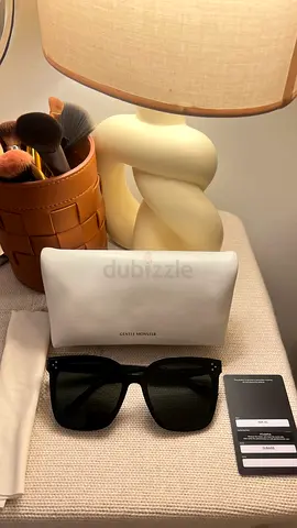 Gentle Monster Black Square Sunglasses with Case and Authenticity Card