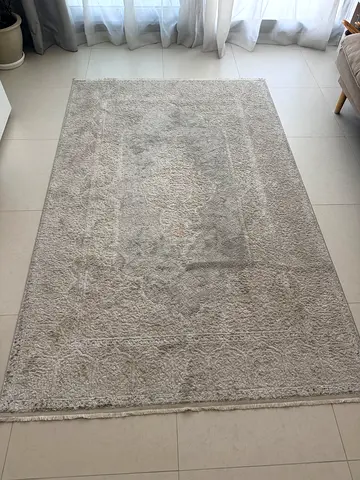 Grey carpet
