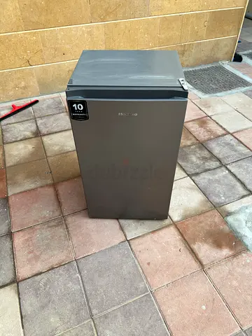 Hisense Single-Door Refrigerator – Like New, 1 Year Used