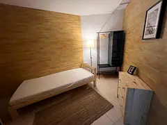 Cozy Room in marina for ladies only + few mins walk to sobha realty metro