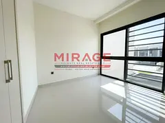 3BR+Maid | Closed Kitchen | R2MB Layout
