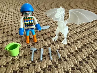 Playmobil Ice sculptor artist dragon #5374