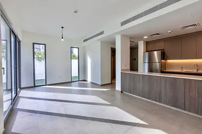 Unfurnished |Back to Back | Well Maintained