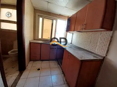 [[ NEAR SAFARI MALL ]] FAMILY BUILDING BIG OFFER STUDIO SEPARATE KITCHEN ONLY 18K PRIME LOCATION MUWAILIAH AREA