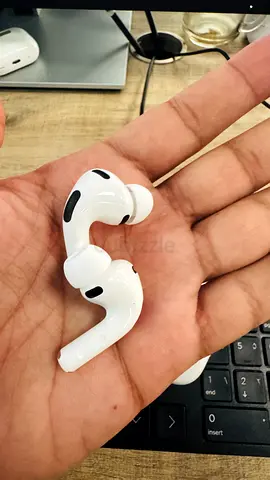 Apple Airpods Pro 3 Left Bud Right earbuds only in warranty Original Test everything with case