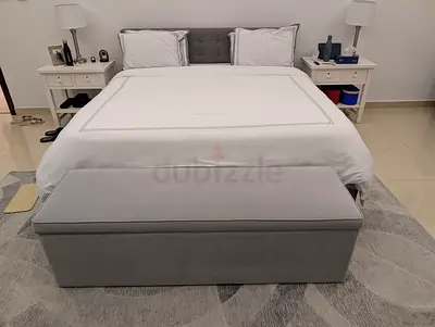 Gray Upholstered King size bed and Storage Bench / Ottoman for Bedroom