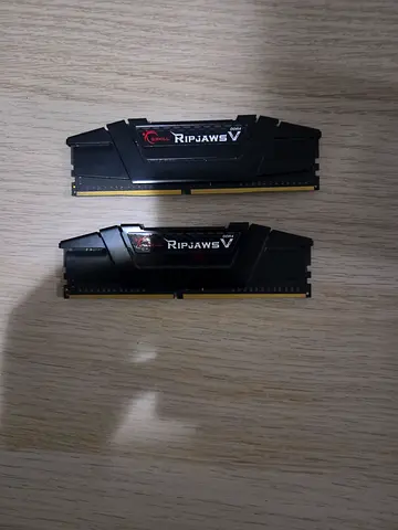 G.Skill Ripjaws V 16GB DDR4-3200 CL16