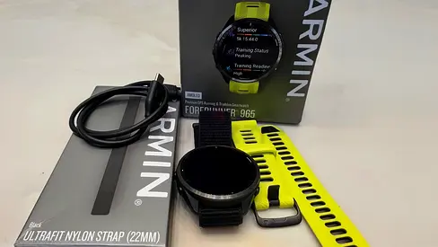 Garmin Forerunner 965 with extra nylon & silicone straps, charger, box