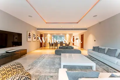 Upgraded| Ground Floor| Fully Furnished