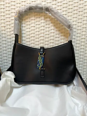 New primum hand bag