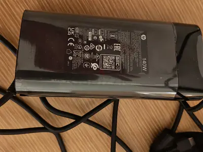 HP Zbook 8 G1i 16