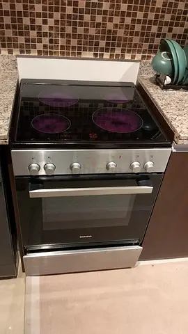 Siemens Electric Ceramic Cooker 60cm