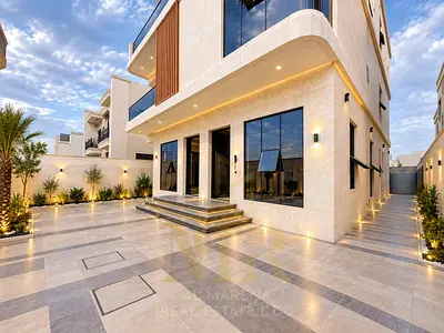 An unmissable investment and residential opportunity! A luxurious villa with hotel-style finishes i