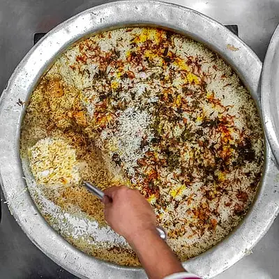 HYDERABADI RESTAURANTWITH LOW RENT AED 63,000 YEARLY, WITH ALL EQUIPMENT, EXPAT MOVING TO CANADA