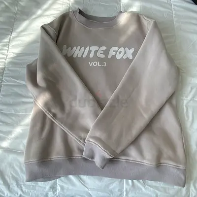 White Fox Vol.3 Light Grey Crewneck Sweatshirt - Unisex M